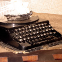 typewriter-1424167 